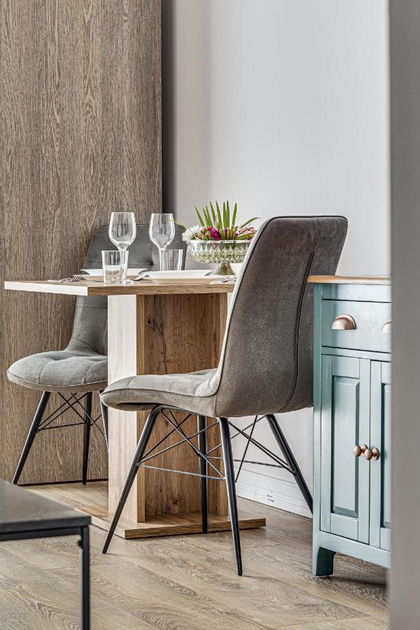 Ari Olive Apartment Near Atrium & Afi Mall Arad Eksteriør billede