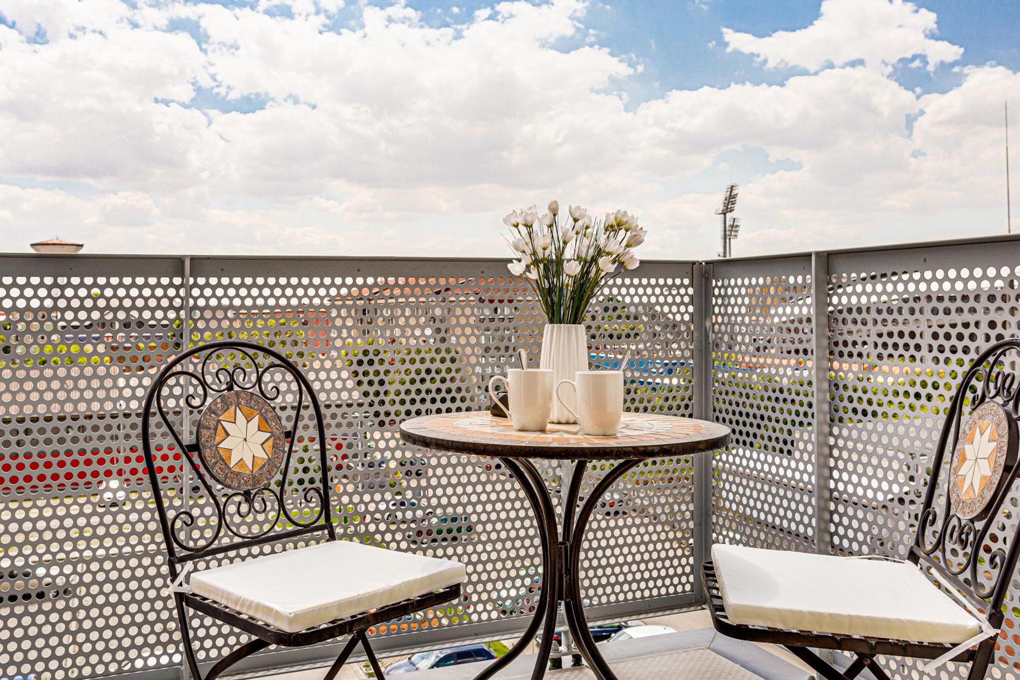 Ari Olive Apartment Near Atrium & Afi Mall Arad Eksteriør billede